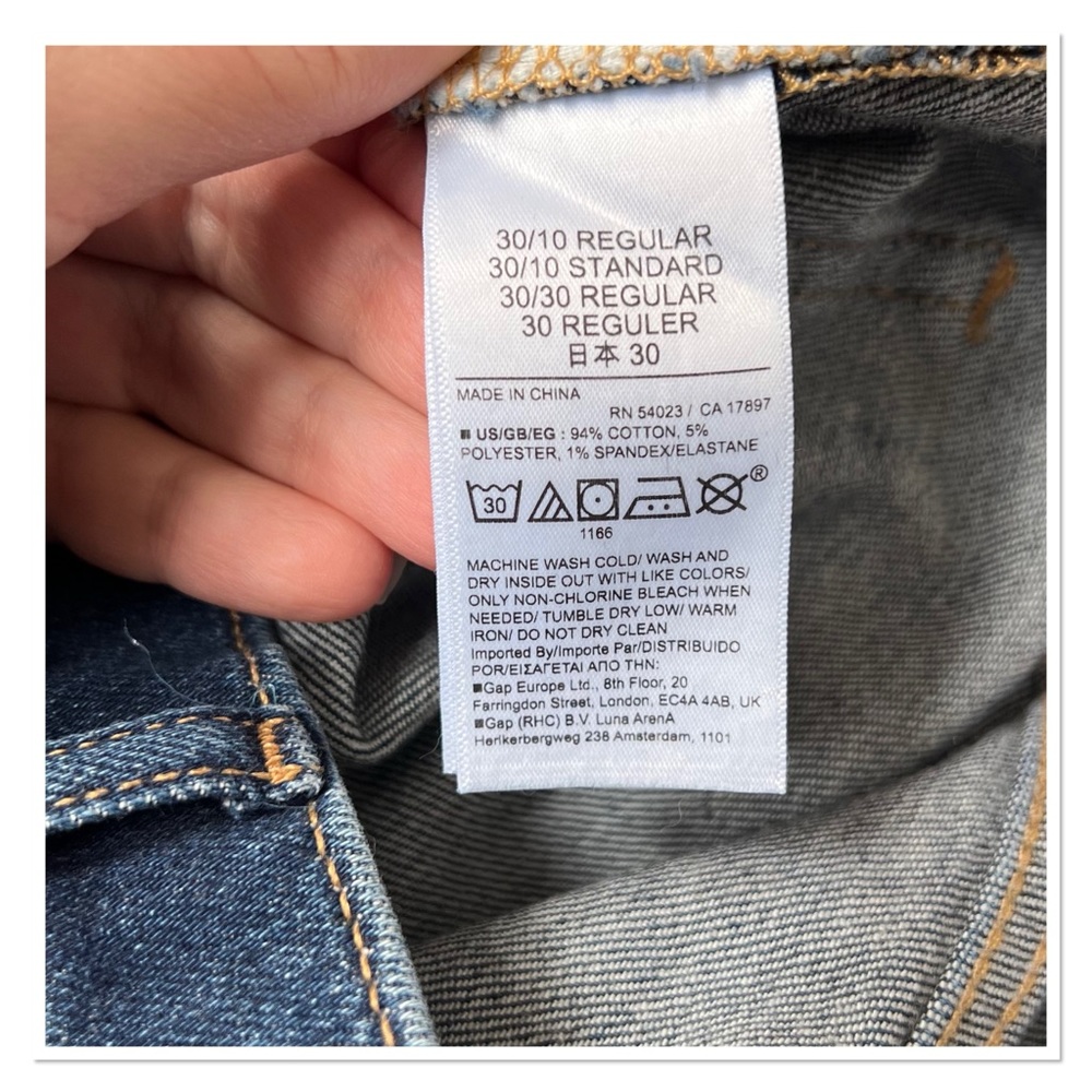 GAP Vintage Slim High Rise Jeans - Picture 8 of 13